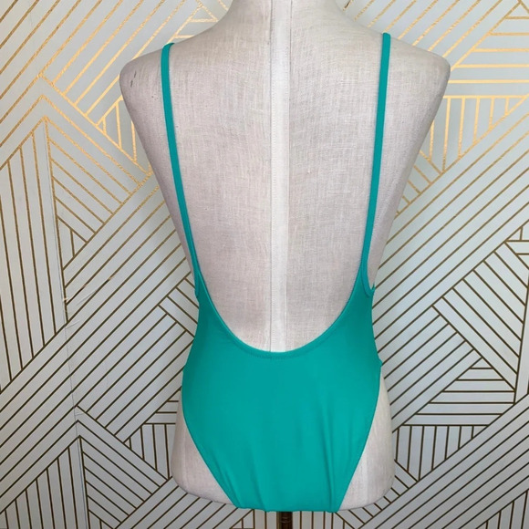 Topshop Pamela Extreme Plunge‎ One-Piece Swimsuit - Picture 7 of 8